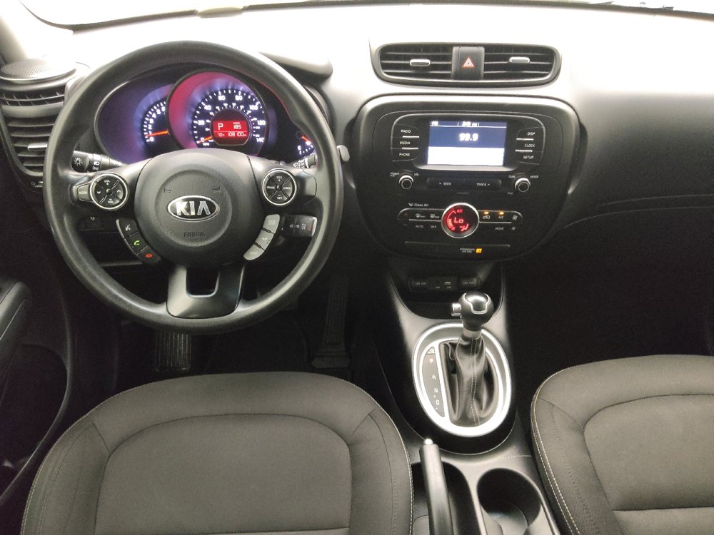 Used 2017 Kia Soul + image 22