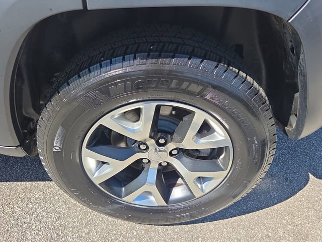 Used 2016 Jeep Cherokee Trailhawk w/ Cold Weather Group image 7