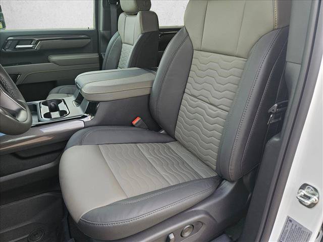 New 2026 Chevrolet Silverado 2500 ZR2 AWD/4WD image 4