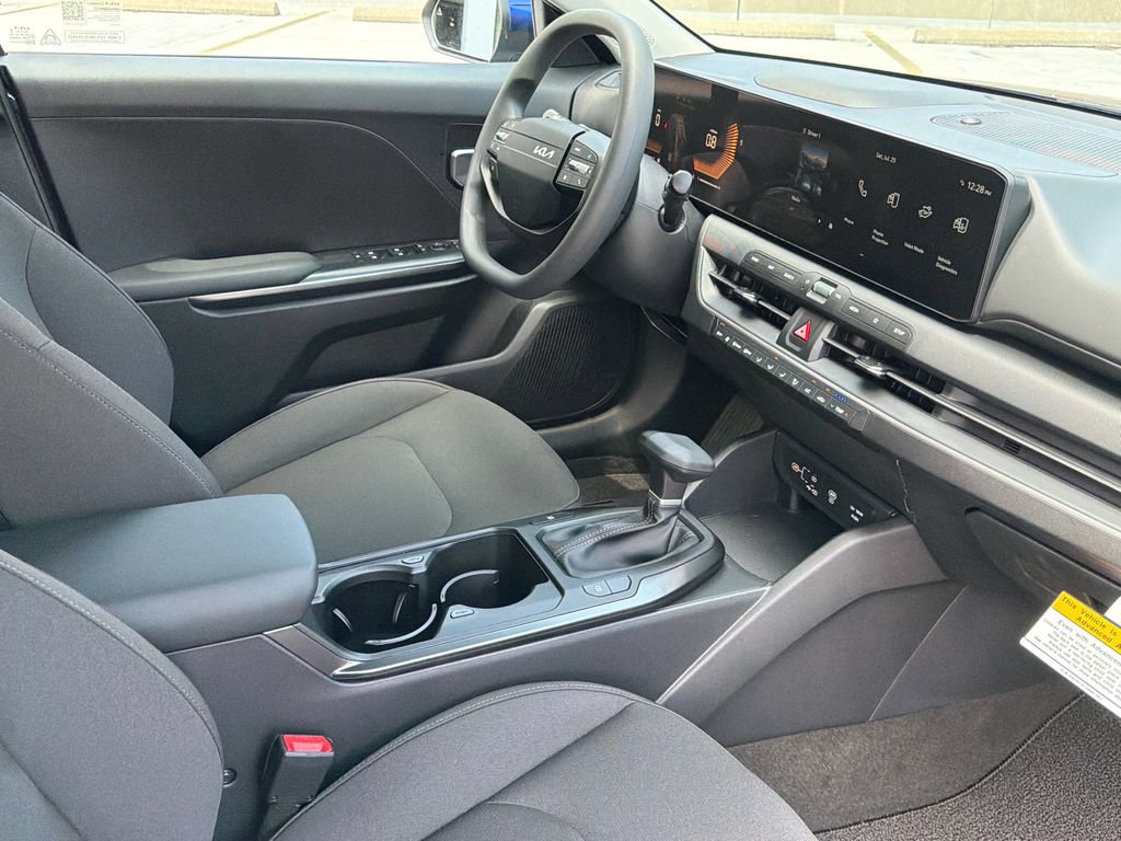 New 2026 Kia K4 FWD image 11
