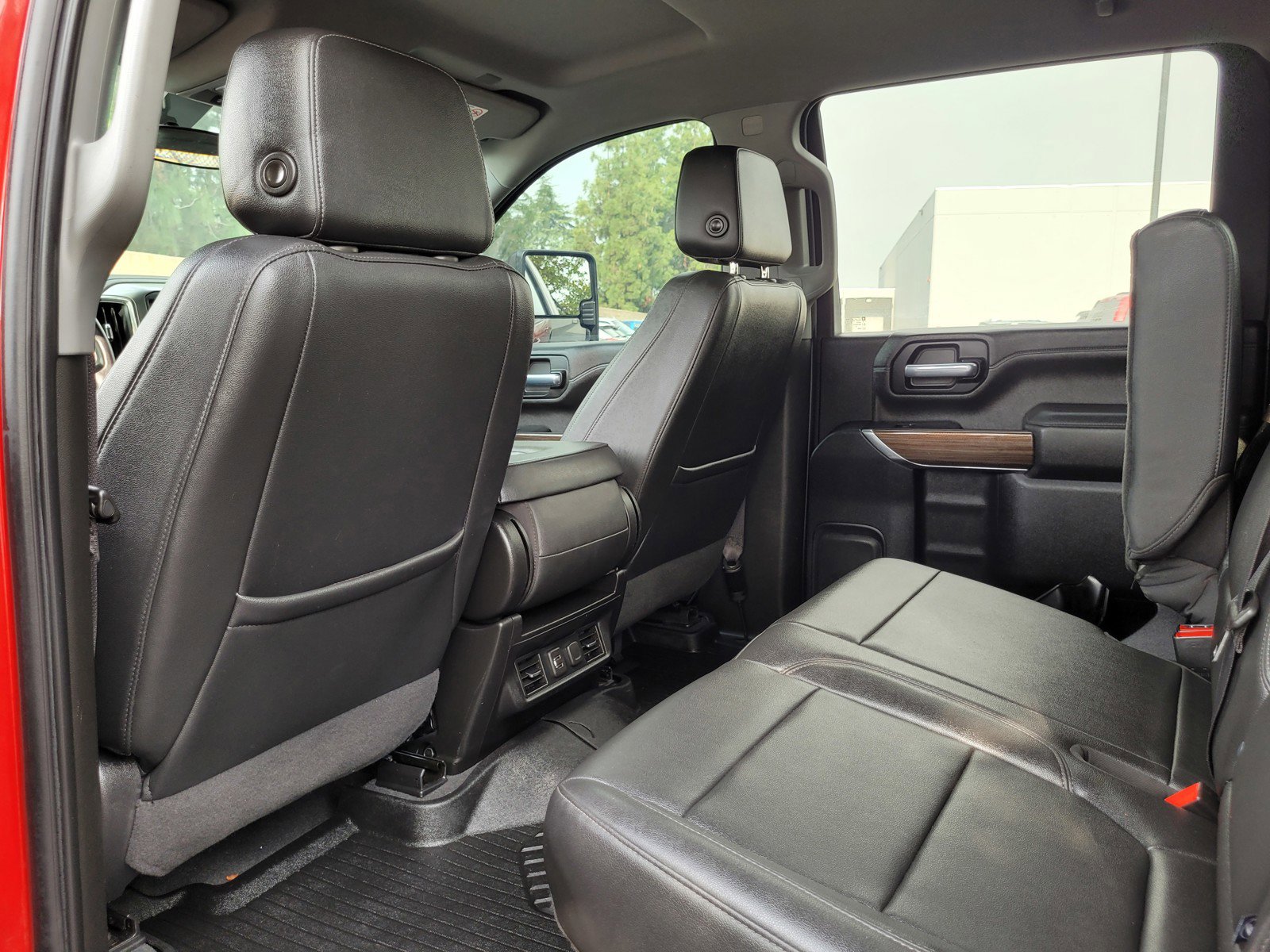 Used 2021 Chevrolet Silverado 2500 LT w/ Convenience Package image 14