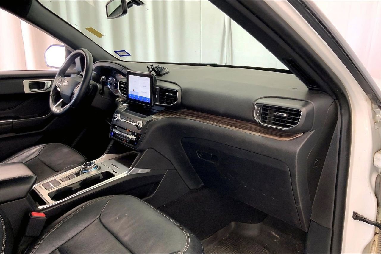 Used 2020 Ford Explorer Limited RWD image 27