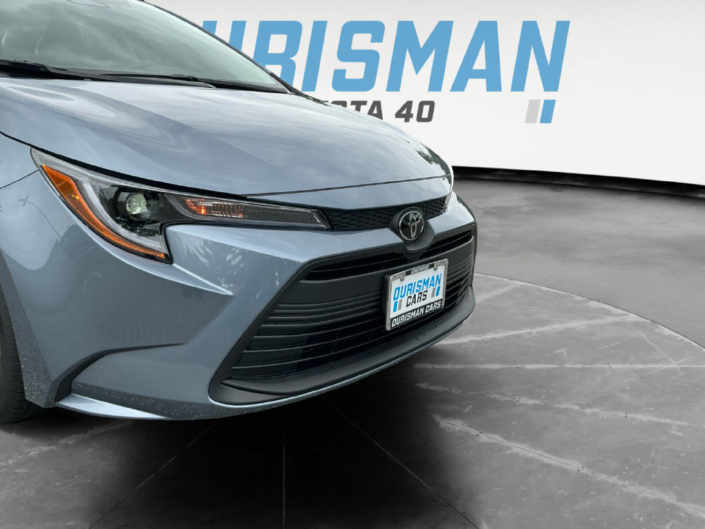 New 2026 Toyota Corolla LE FWD image 19
