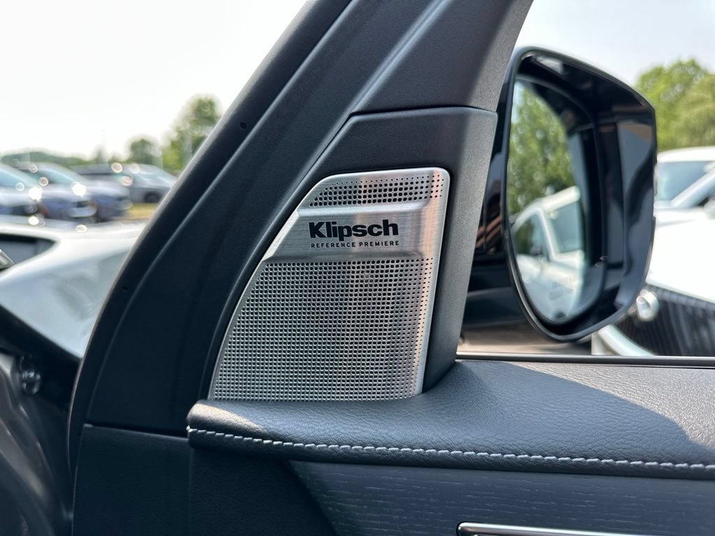New 2027 INFINITI QX80 Sensory AWD/4WD image 13