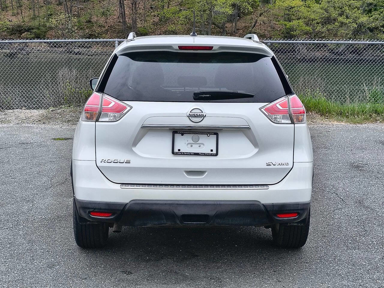 Used 2016 Nissan Rogue SV AWD/4WD image 6