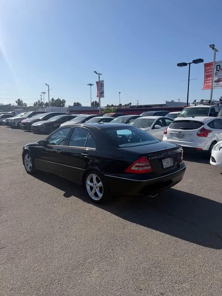 Used 2004 Mercedes-Benz C 320 Sedan image 3