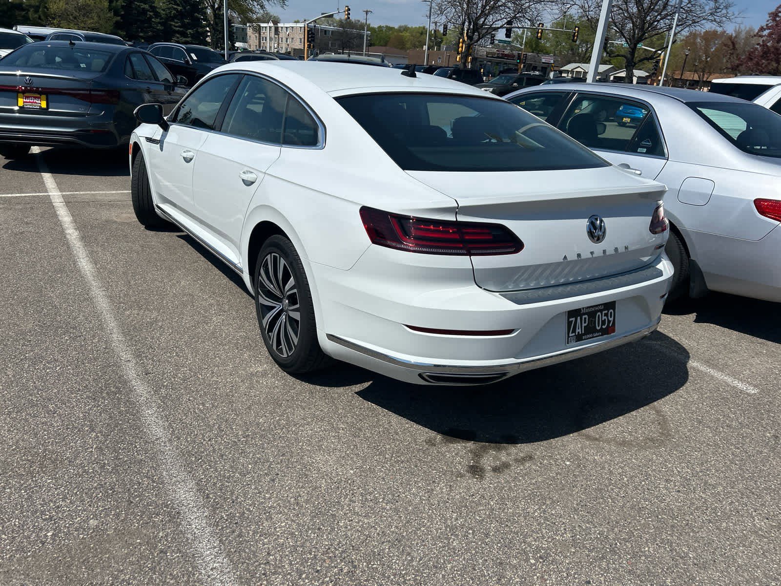 Used 2019 Volkswagen Arteon SE AWD/4WD image 3