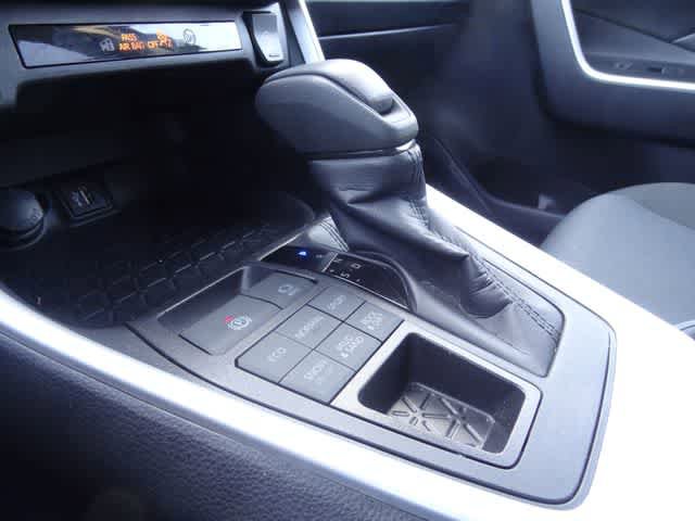Certified 2025 Toyota RAV4 XLE AWD/4WD image 32