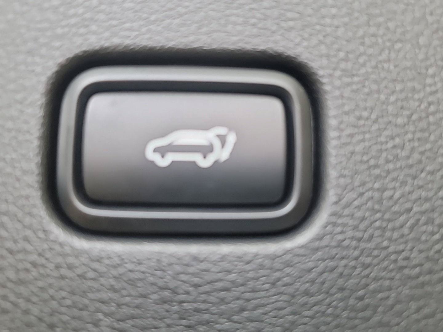 Certified 2026 Kia Sportage X-Line AWD/4WD image 8