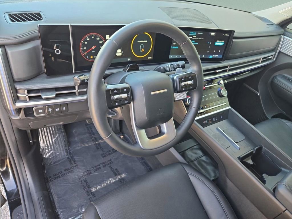 Used 2025 Hyundai Santa Fe Limited image 11