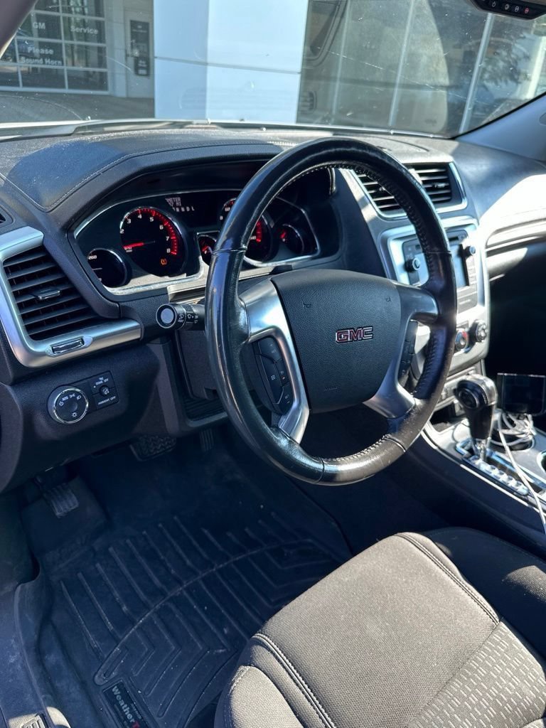 Used 2015 GMC Acadia SLE AWD/4WD image 7