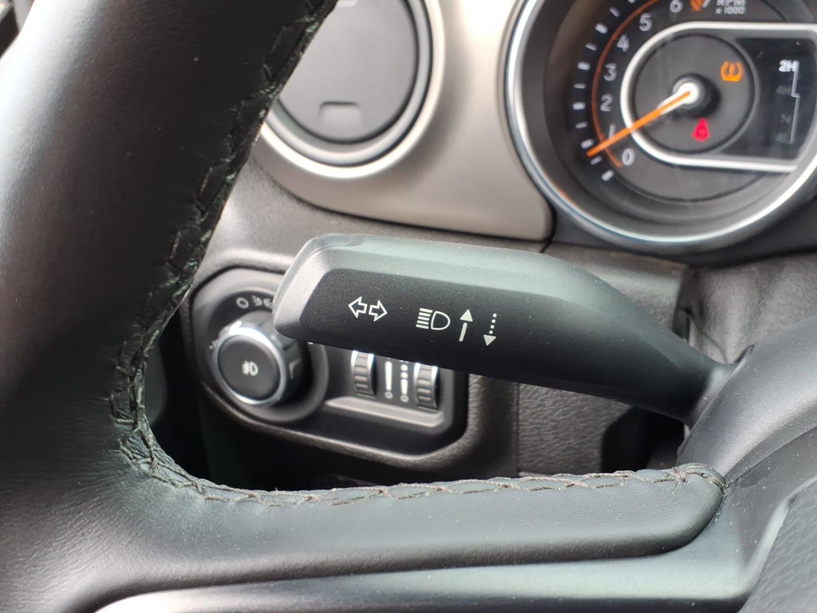 Used 2019 Jeep Wrangler Sport w/ Quick Order Package 24S AWD/4WD image 26