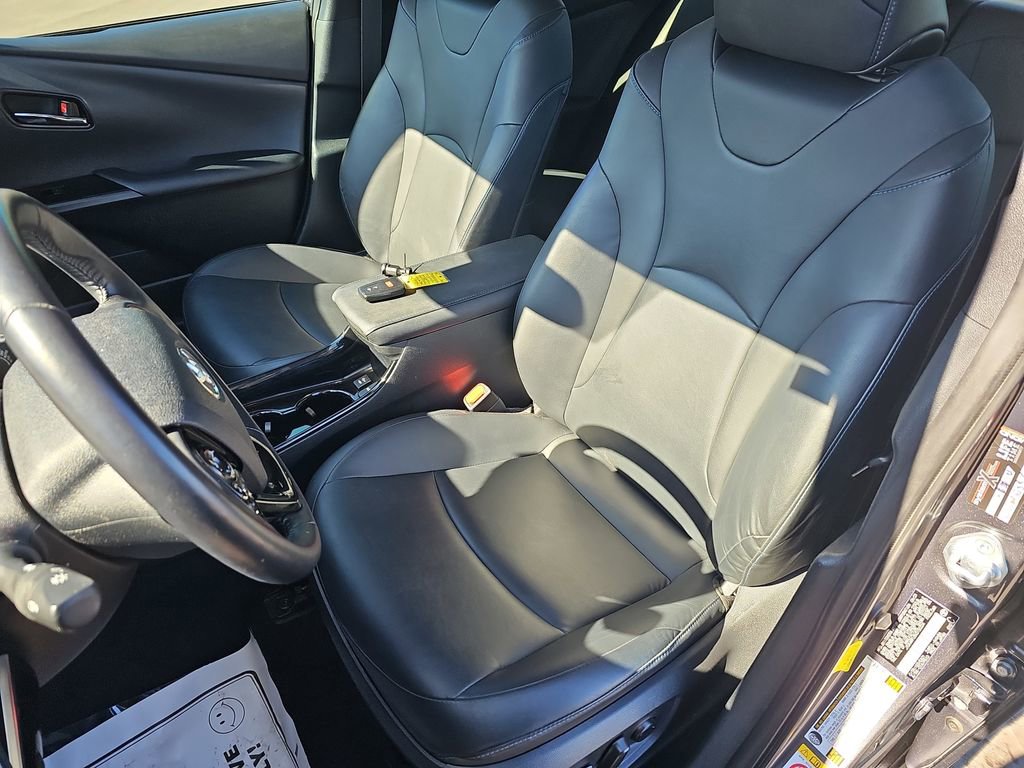 Used 2022 Toyota Prius Limited FWD image 16