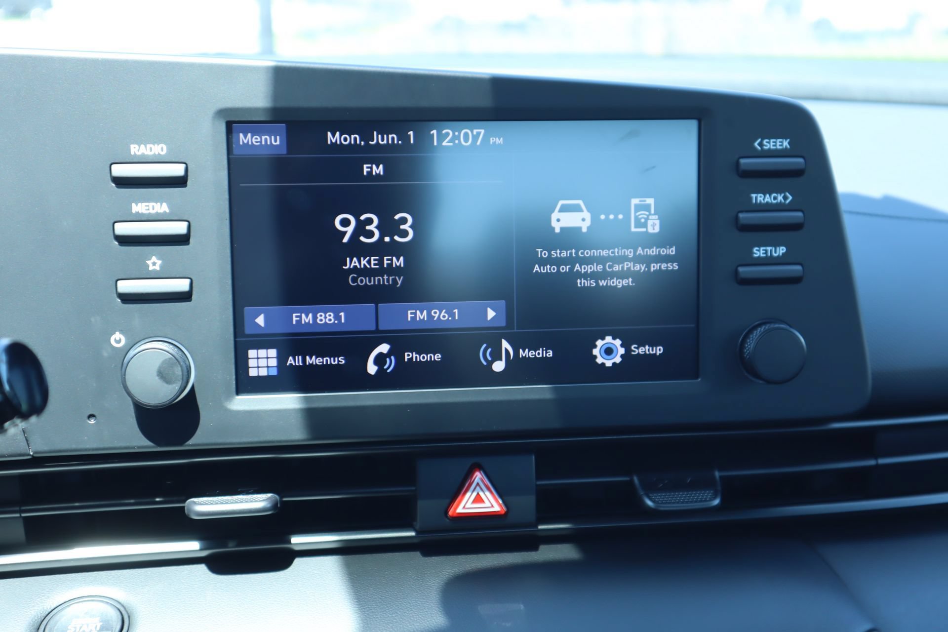 New 2026 Hyundai Elantra Sport FWD image 13