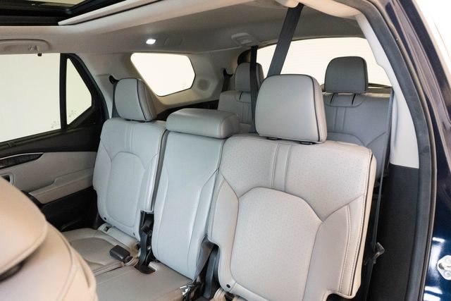 Used 2025 Honda Pilot Elite image 25