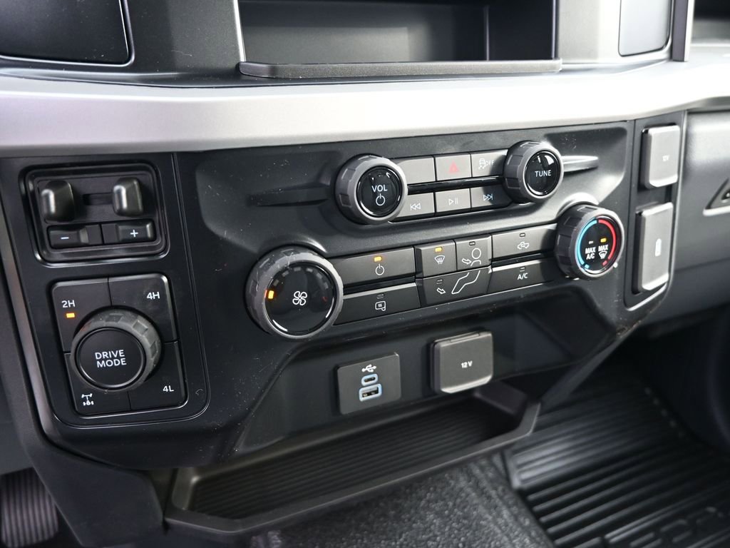 New 2026 Ford F250 XL image 18