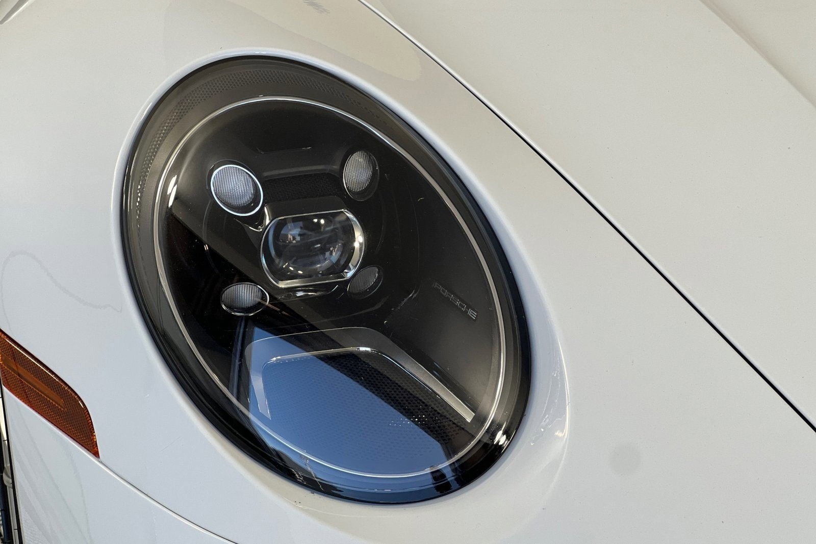 Used 2023 Porsche 911 Carrera image 10