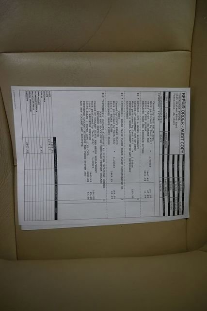 Used 2017 Toyota Highlander XLE FWD image 4