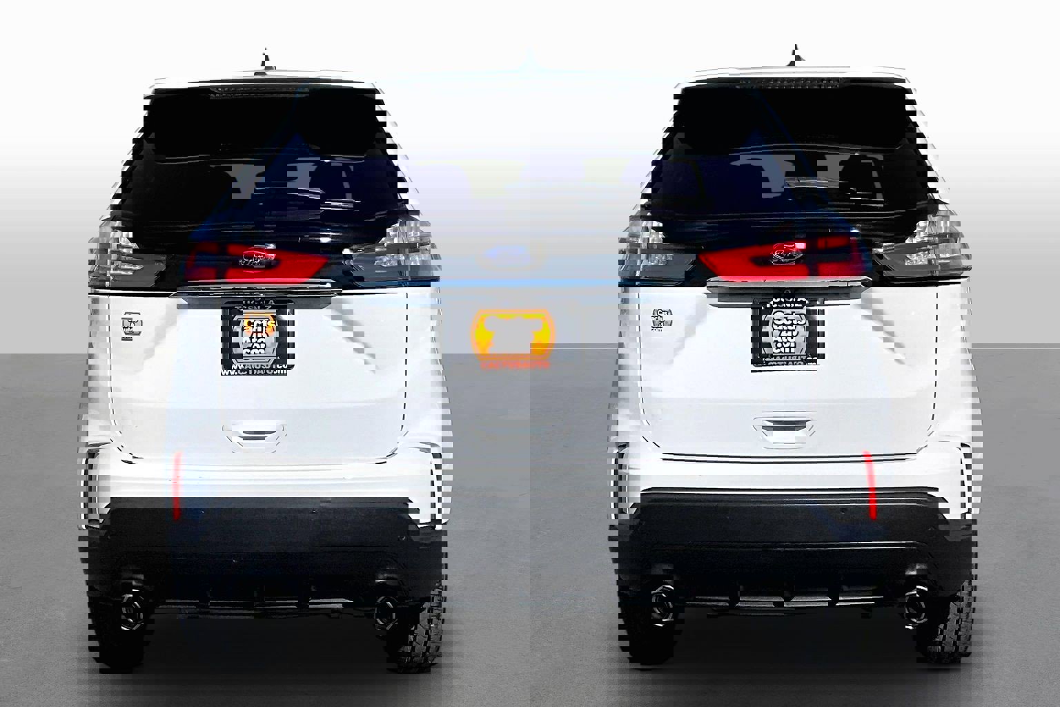 Used 2019 Ford Edge SE w/ SE Fleet Driver's Package image 4