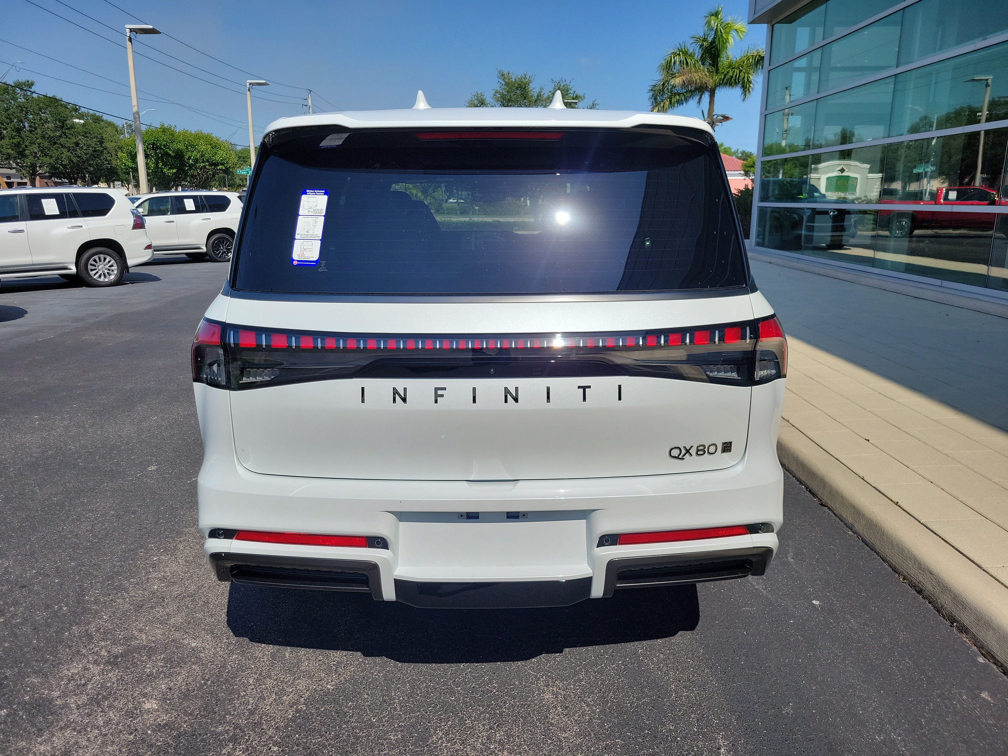 New 2026 INFINITI QX80 Autograph w/ Premium Cargo Package AWD/4WD image 5