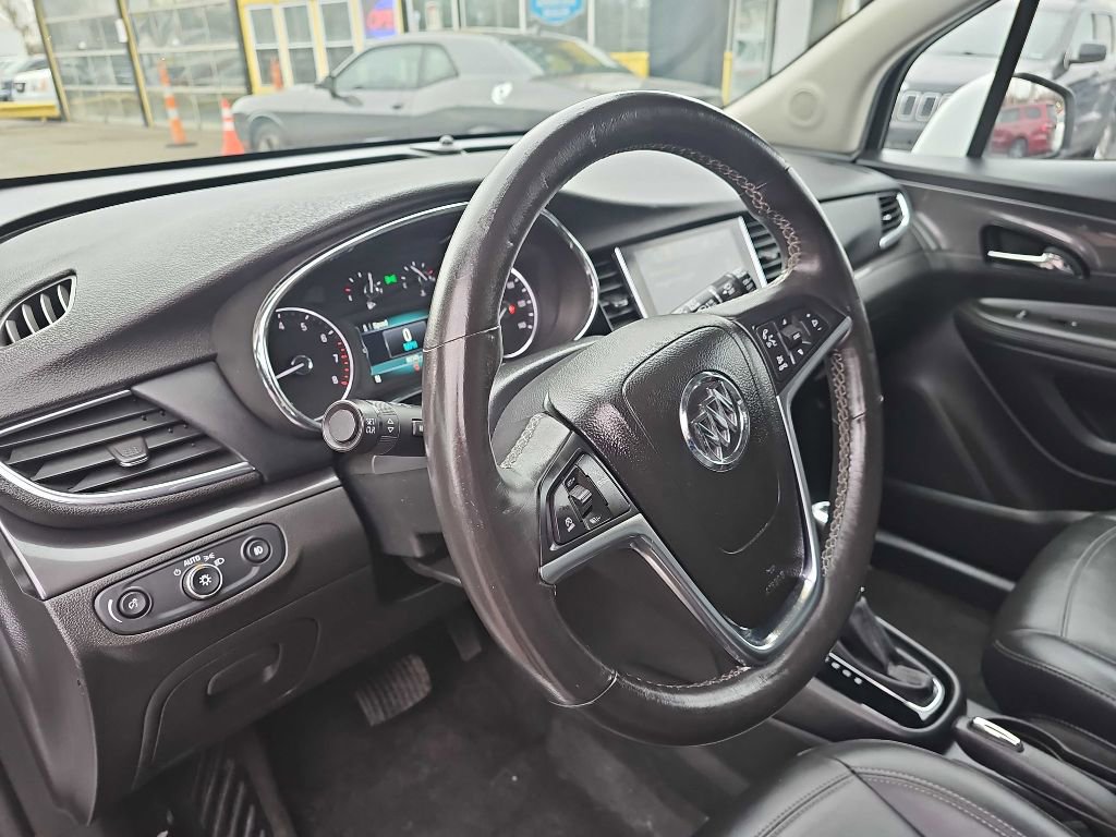 Used 2018 Buick Encore Essence image 29