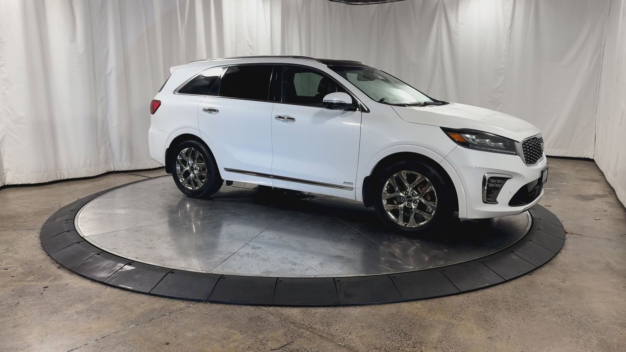 Used 2019 Kia Sorento SX image 3