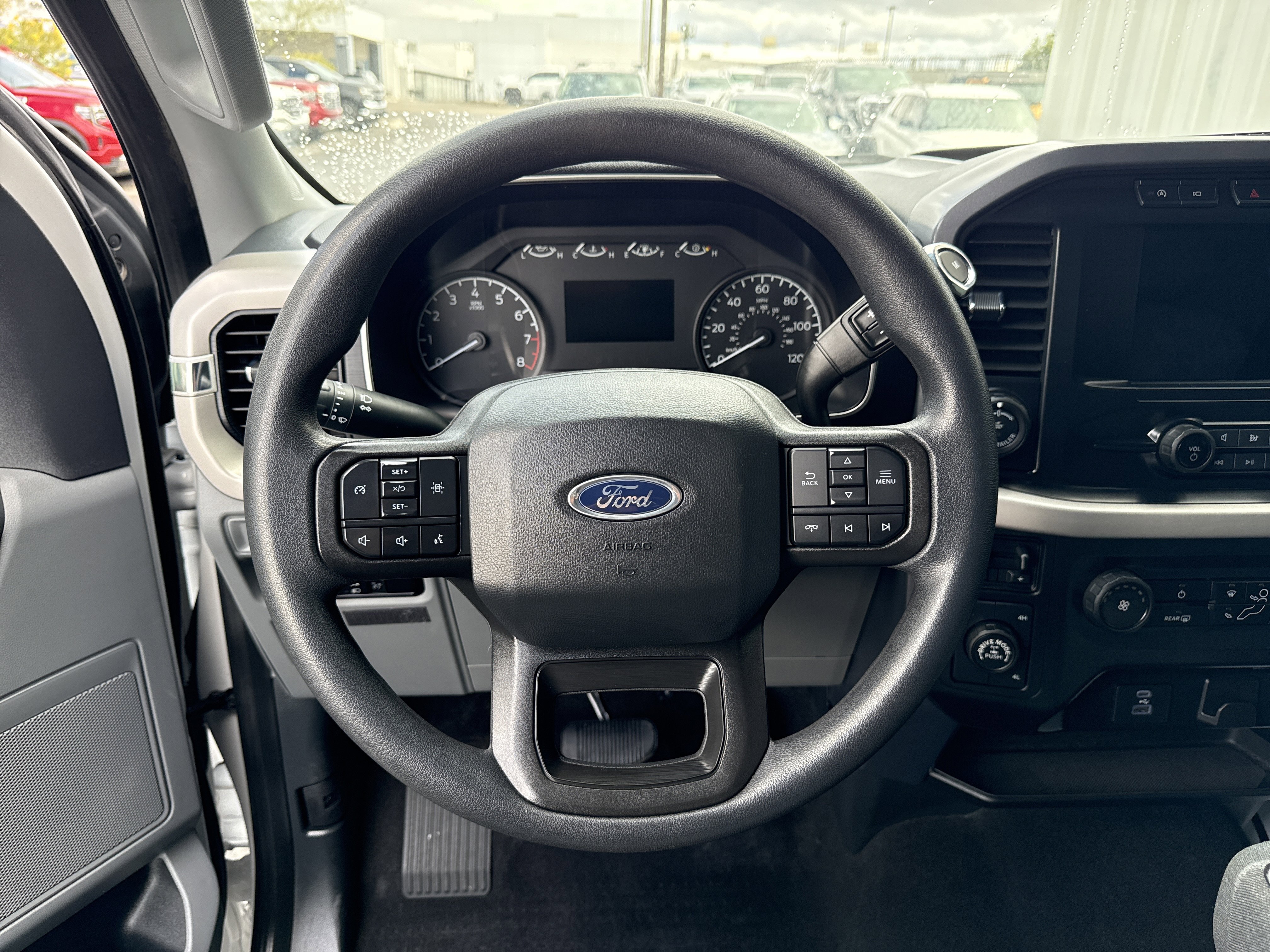 Used 2023 Ford F150 XLT w/ Trailer Tow Package image 17