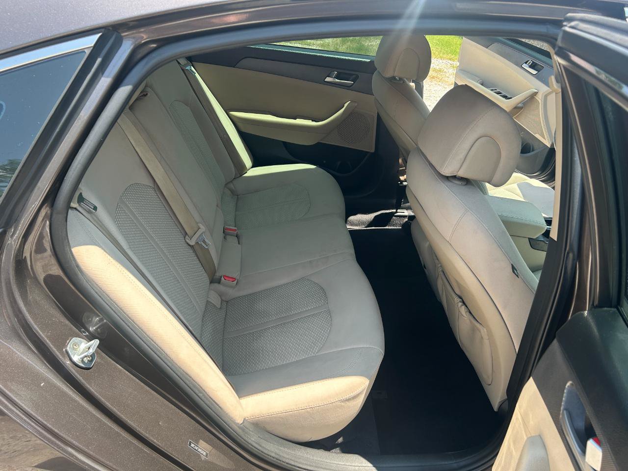 Used 2017 Hyundai Sonata SE FWD image 11