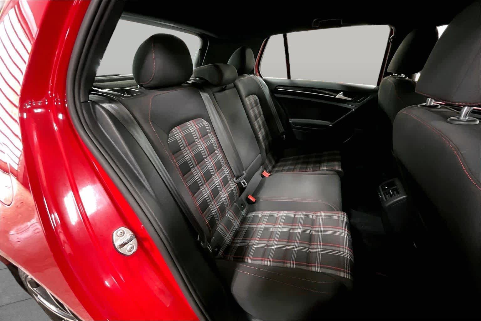 Used 2017 Volkswagen GTI Sport FWD image 19