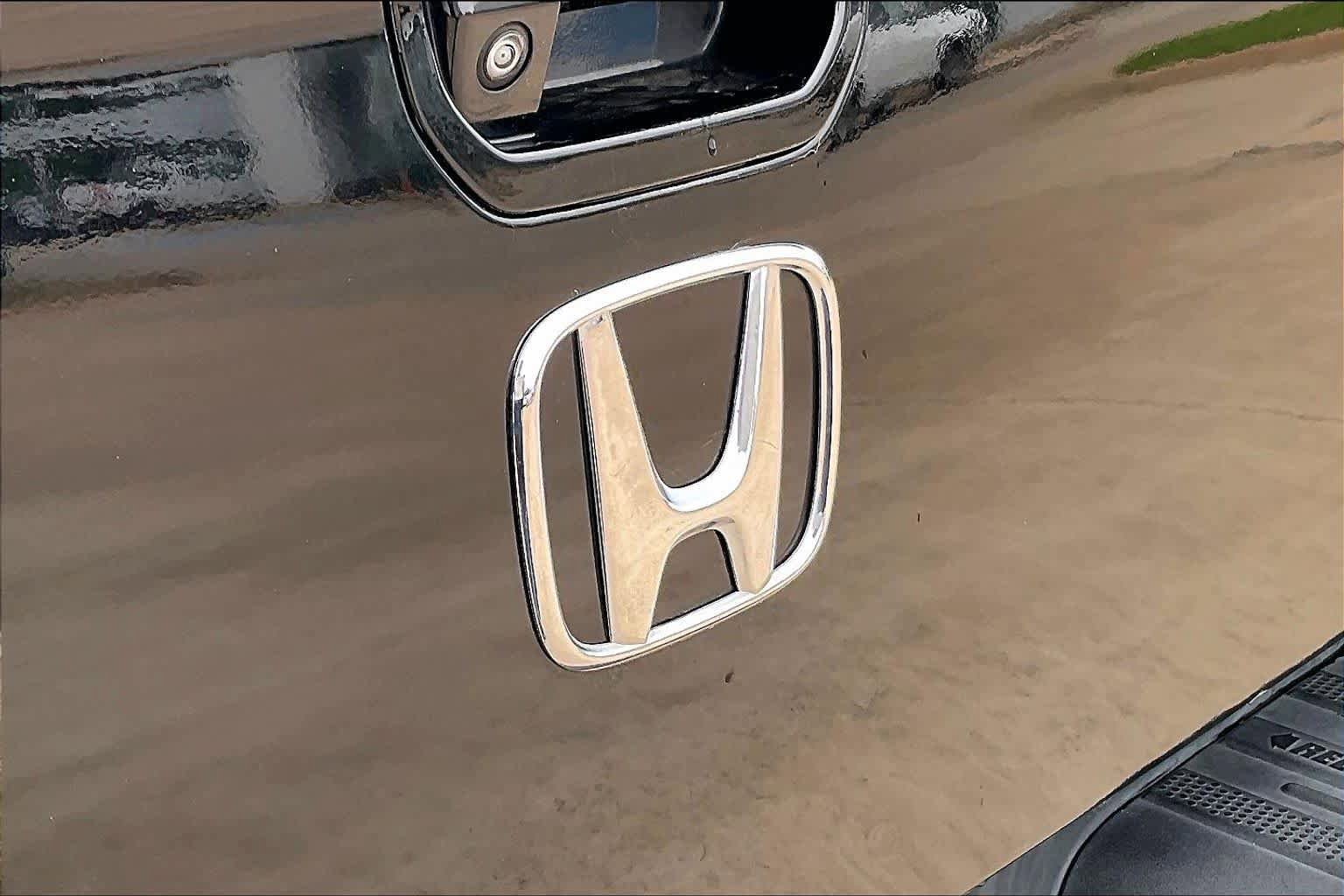 Used 2021 Honda Ridgeline Black Edition image 30