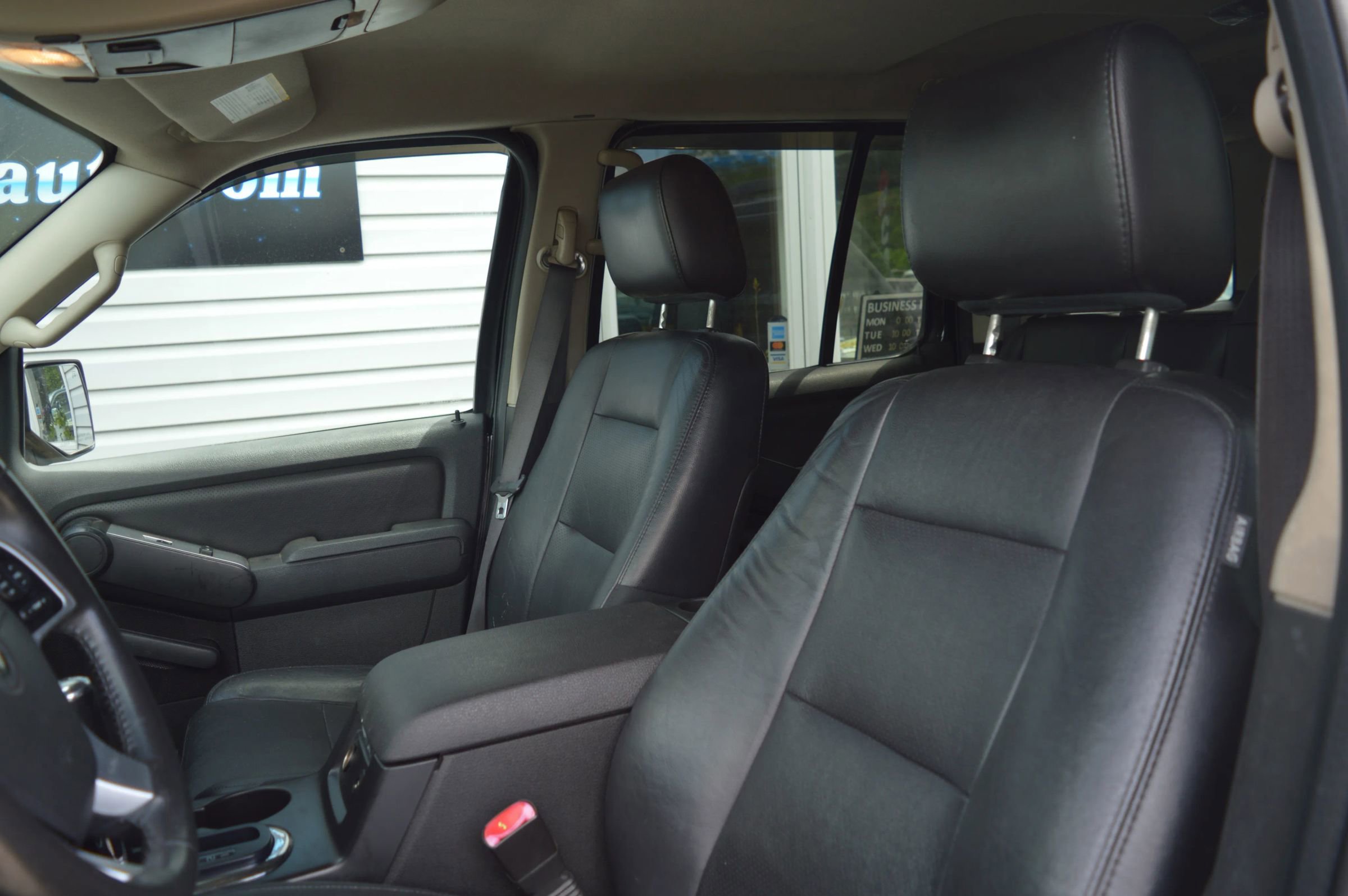 Used 2007 Mercury Mountaineer AWD image 12