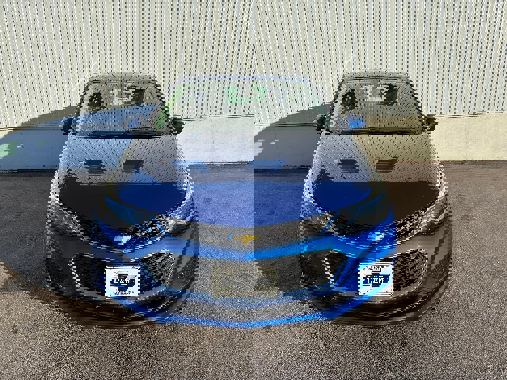 Used 2018 Chevrolet Cruze LT w/ Convenience Package image 2