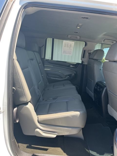 Used 2018 Chevrolet Suburban LT AWD/4WD image 38