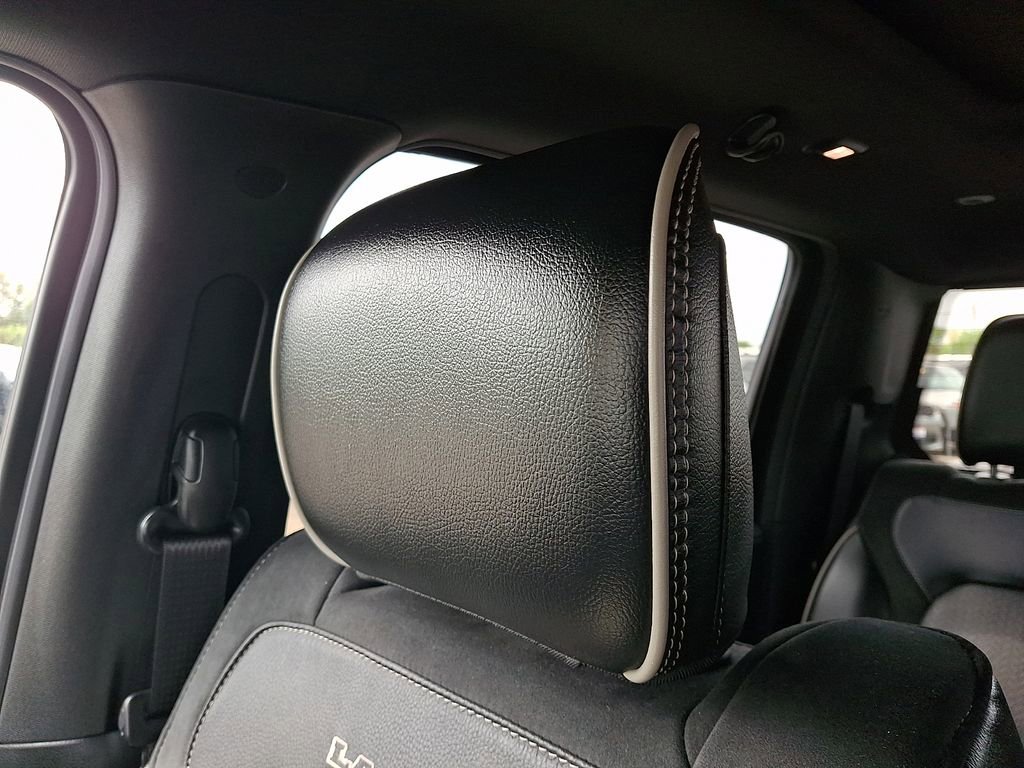 Used 2022 RAM 1500 Laramie AWD/4WD image 18