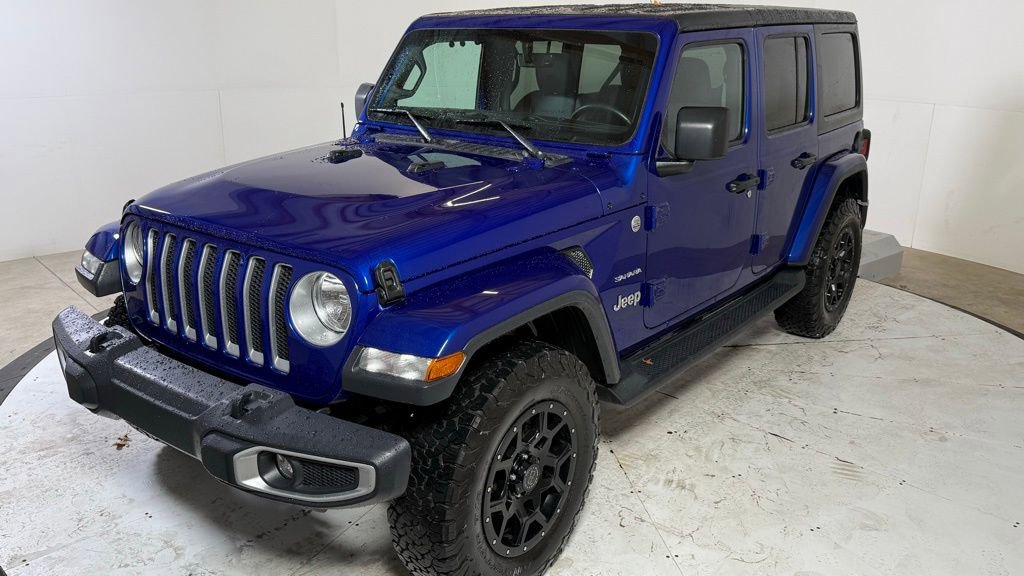 Used 2018 Jeep Wrangler Unlimited Sahara image 3