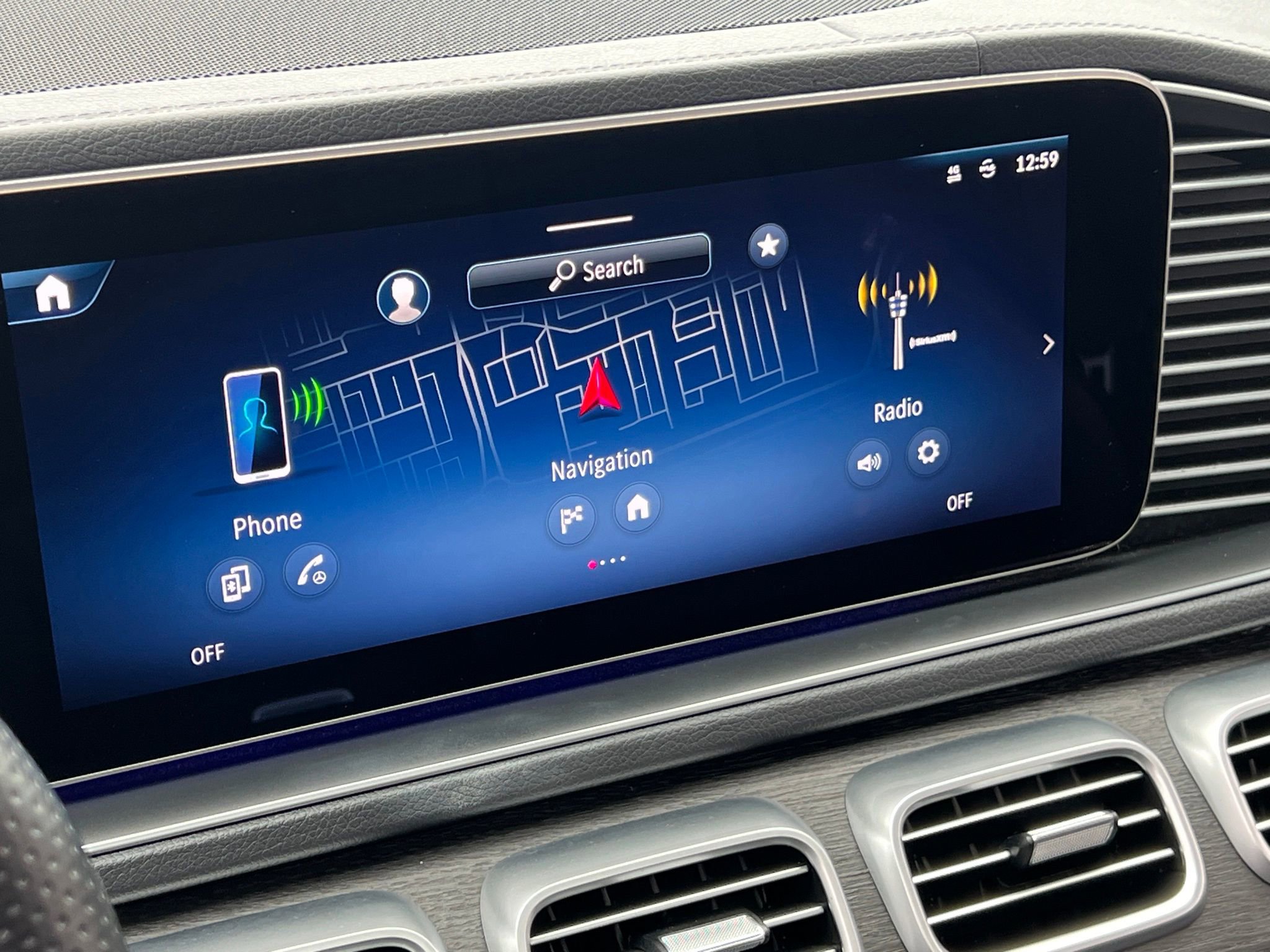 Used 2024 Mercedes-Benz GLS 450 4MATIC image 28