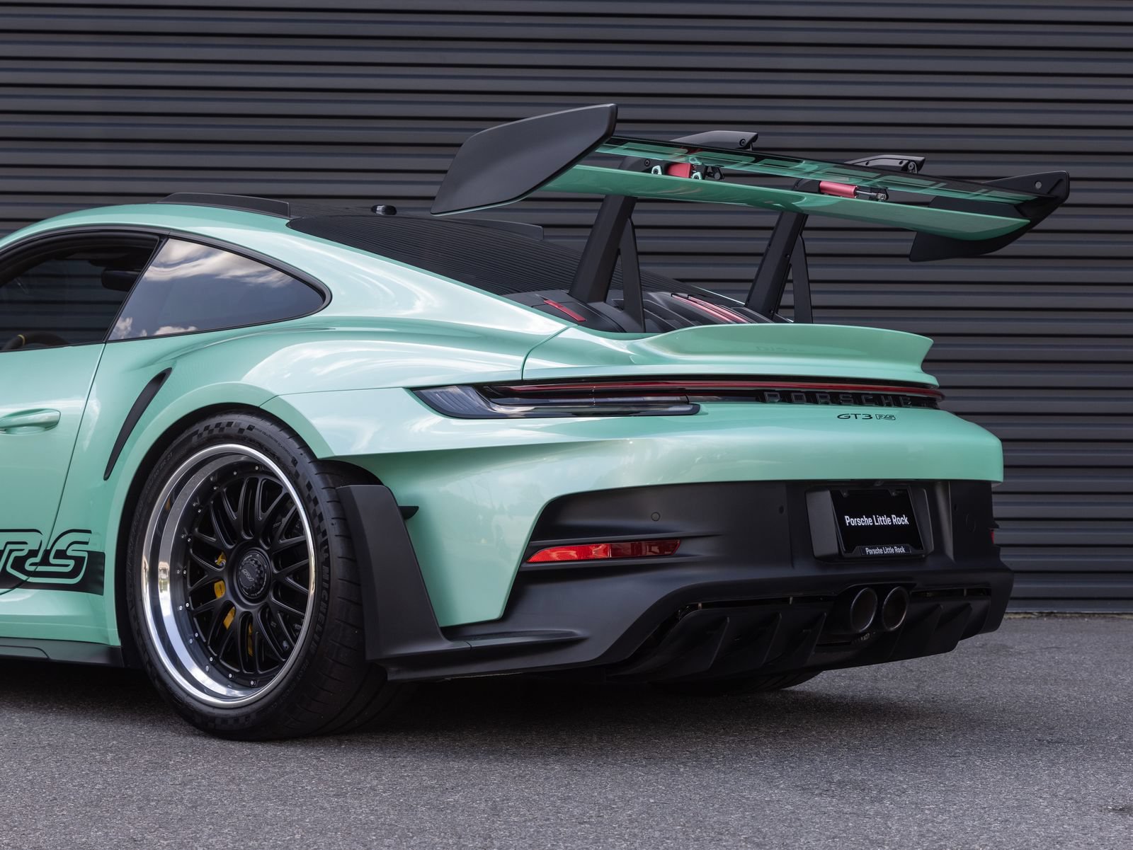Used 2024 Porsche 911 GT3 RS RWD image 11