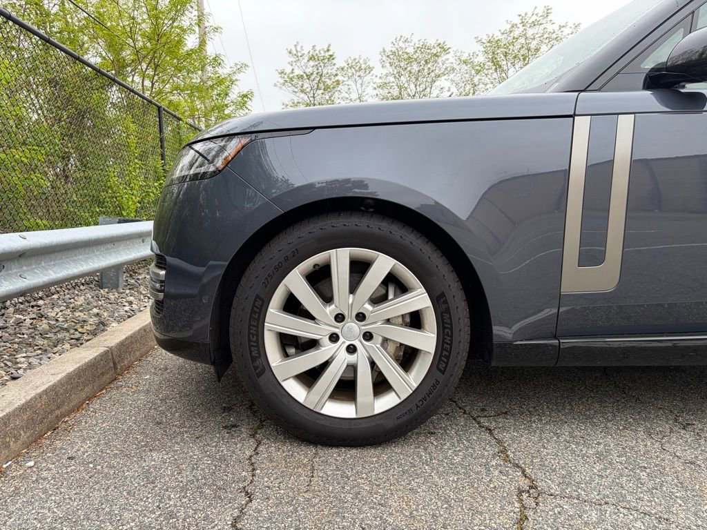 Certified 2024 Land Rover Range Rover SE AWD/4WD image 9