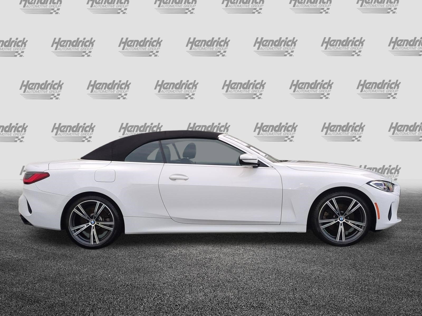 Used 2024 BMW 430i xDrive Convertible w/ Convenience Package AWD/4WD image 11