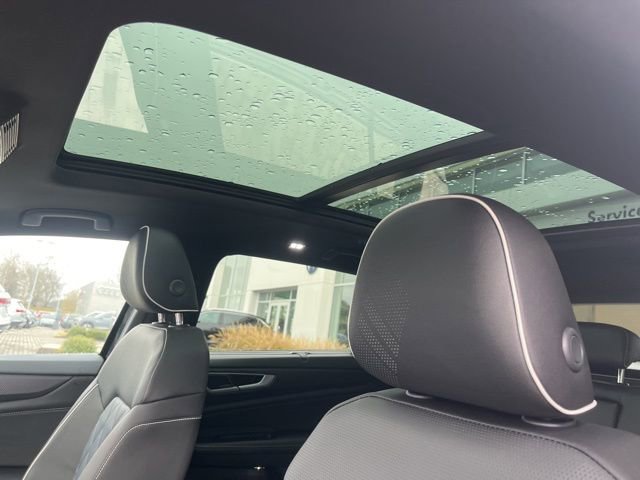 New 2026 Volkswagen Atlas Cross Sport SEL Premium R-Line image 33