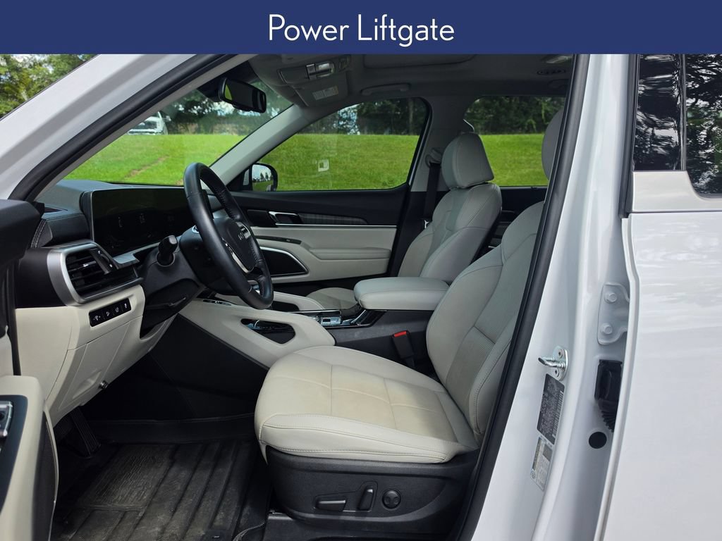 Used 2024 Kia Telluride EX w/ EX Captain's Chair Package FWD image 10