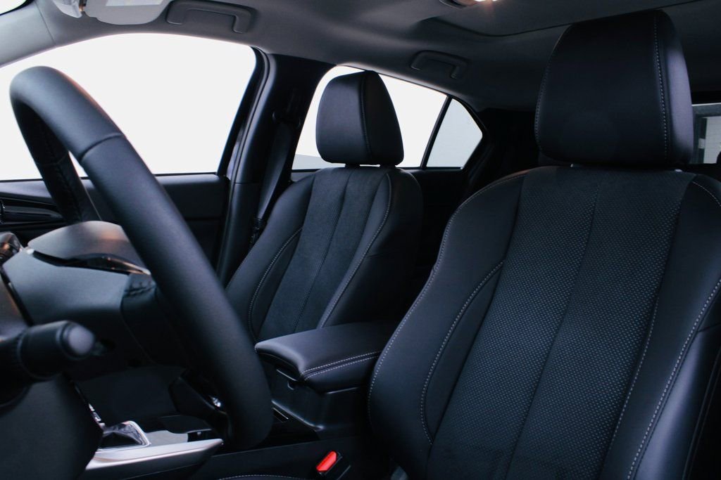 Used 2024 Mitsubishi Eclipse Cross SE image 4