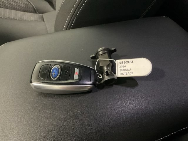 Used 2024 Subaru Outback Premium AWD/4WD image 31