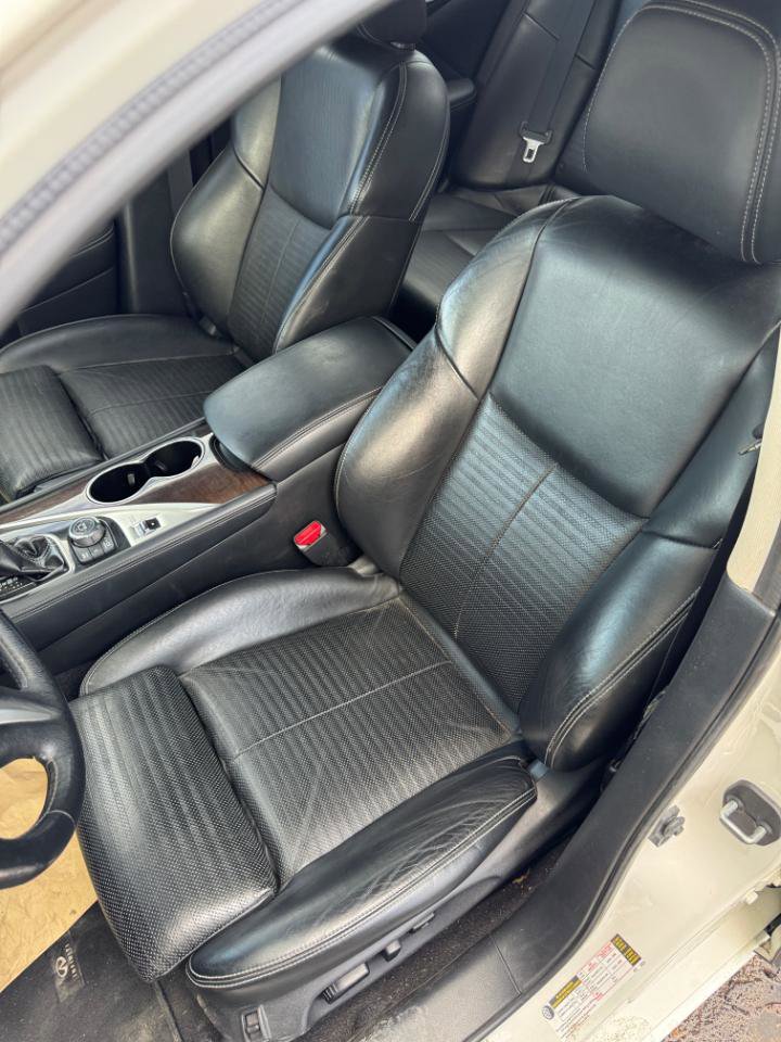 Used 2016 INFINITI Q50 Red Sport 400 AWD/4WD image 9