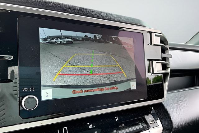 Used 2025 Toyota Tundra SR5 w/ SR5 Convenience Package AWD/4WD image 13