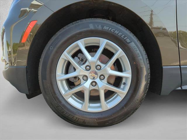 Used 2023 Chevrolet Equinox LT image 23