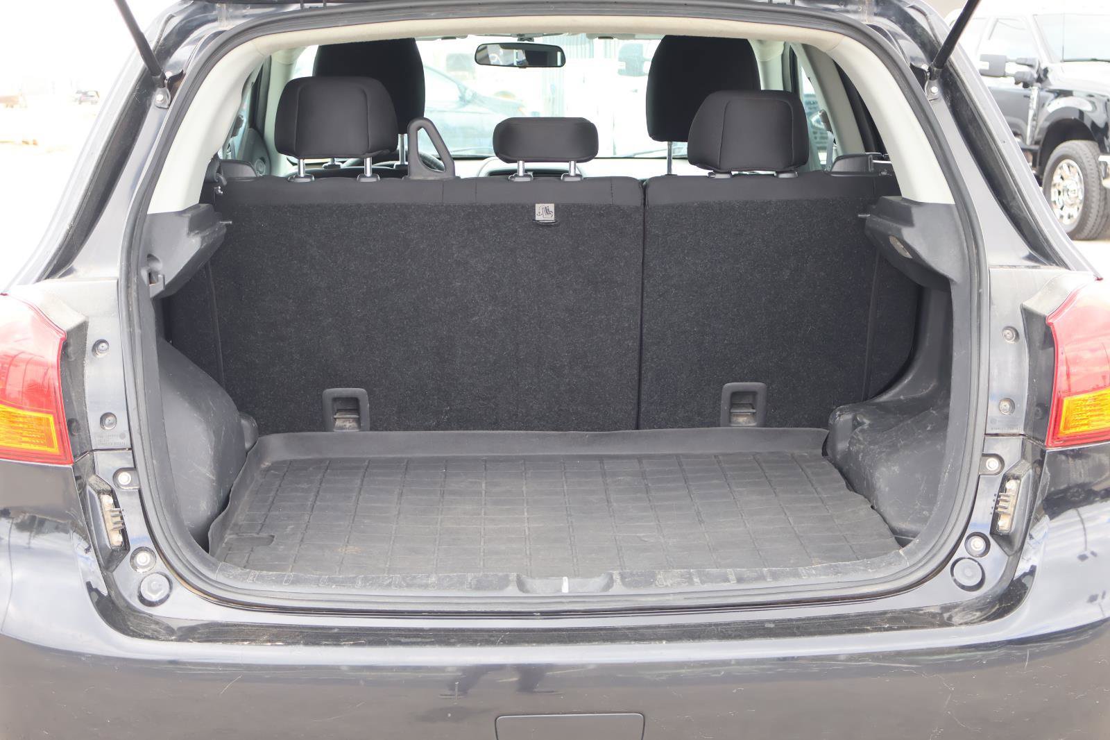 Used 2015 Mitsubishi Outlander Sport ES image 6