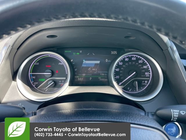 Used 2022 Toyota Camry XLE w/ Navigation Upgrade Package FWD image 9