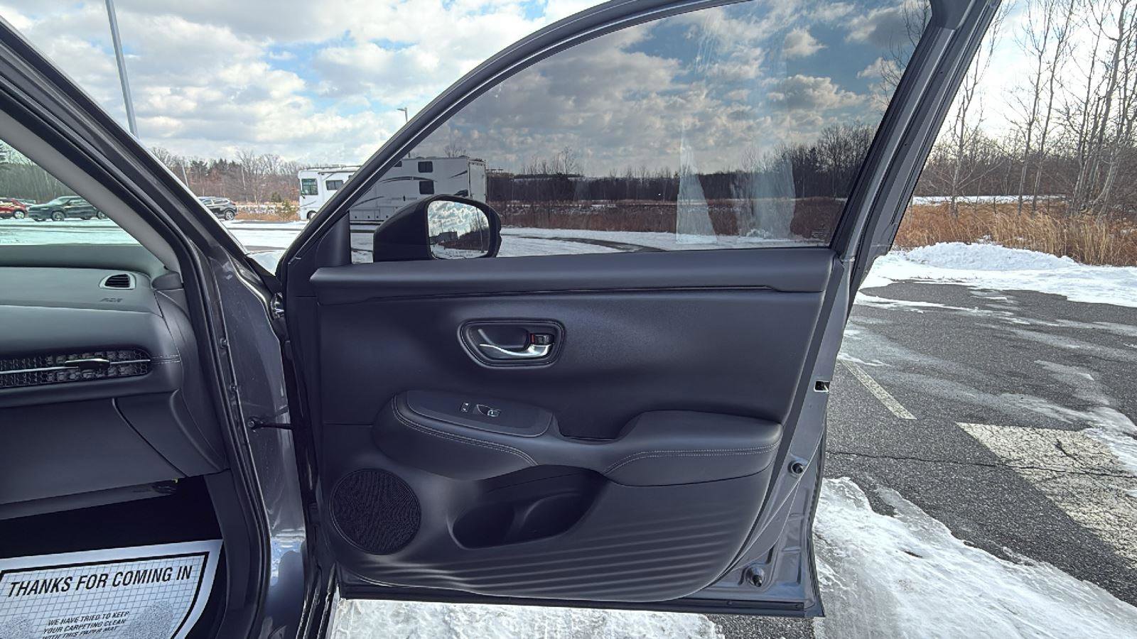 Used 2024 Honda HR-V EX-L image 18