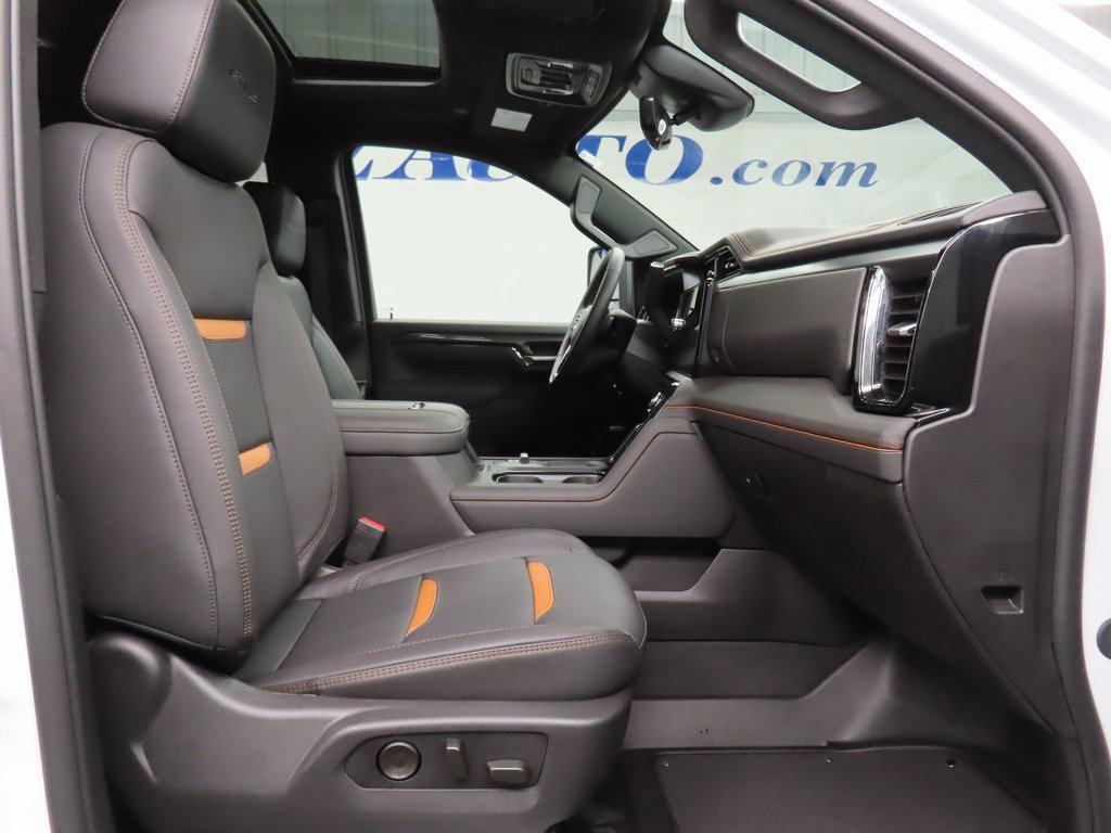 Used 2026 GMC Sierra 2500 AT4 image 34